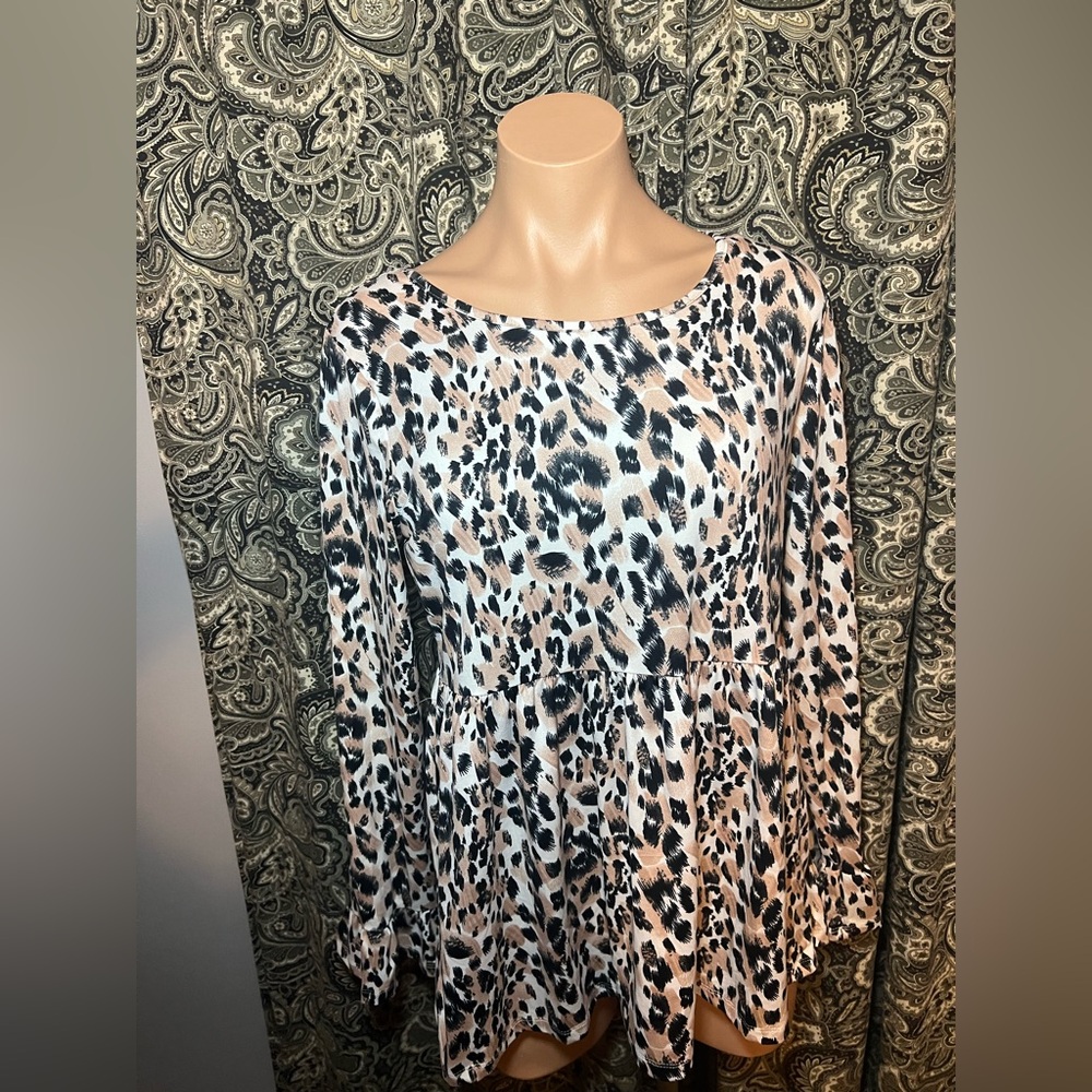 TopsDoublju Leopard Surplice Peplum Long Sleeve Top